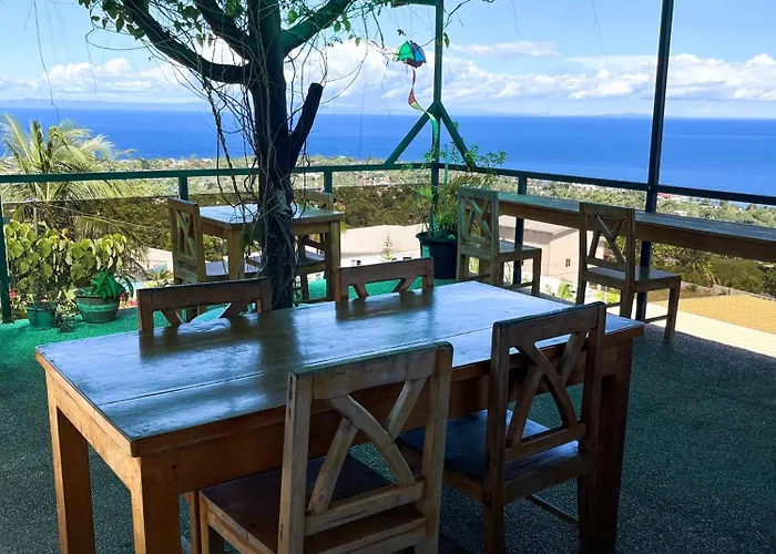Seaview Mansion 3 Apartment Dalaguete